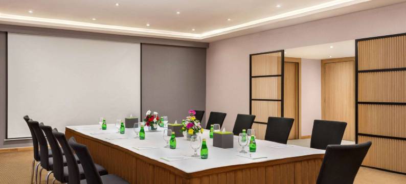 布尔迪拜拉昆塔温德姆酒店(La Quinta by Wyndham Dubai Jumeirah)图片