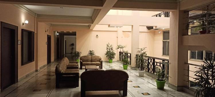 丁苏吉亚中心点酒店(Hotel Centre Point - Tinsukia)图片