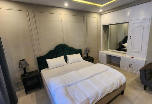 Green Orchard SkarduHotel Overview