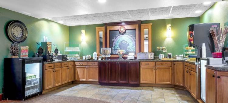 格林贝东美吟温德姆酒店(AmericInn by Wyndham Green Bay East)图片