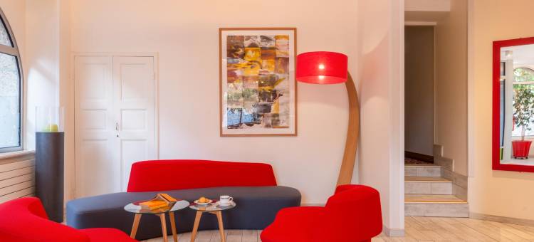 原创精品佩罗斯酒店(Hôtel de Perros, the Originals Boutique)图片