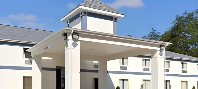 西自由市马格努森酒店(Magnuson Hotel West Liberty)图片