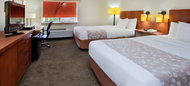 Travelodge by Wyndham哥伦布州立大学酒店(Travelodge by Wyndham Columbus State University)图片