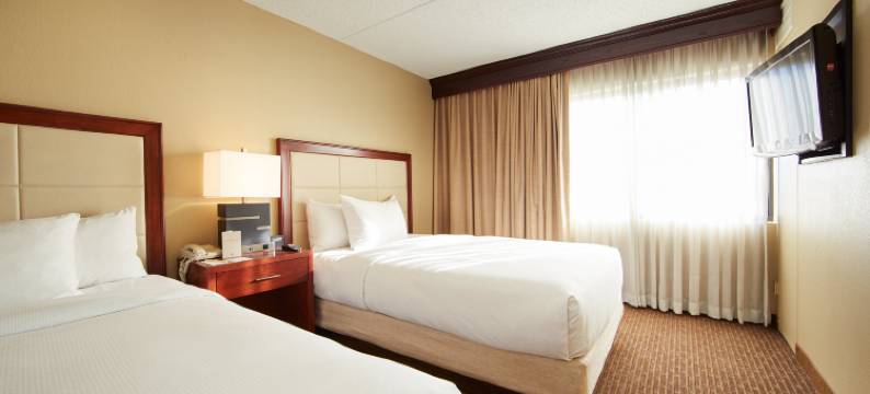 希尔顿逸林套房酒店辛辛那提-蓝灰(DoubleTree Suites by Hilton Cincinnati - Blue Ash)图片