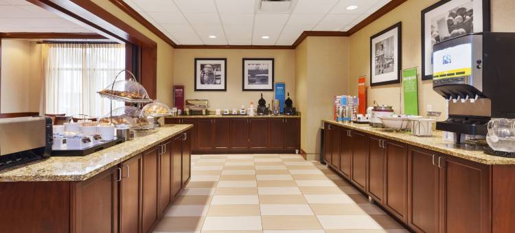 底特律绍斯盖特欢朋酒店(Hampton Inn Detroit/Southgate)图片