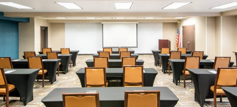 拉斯维加斯亨德森欢朋套房酒店(Hampton Inn & Suites Las Vegas/Henderson)图片