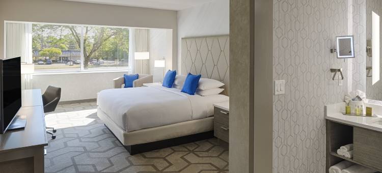 金斯利布卢姆菲尔德山 - 希尔顿逸林酒店(The Kingsley Bloomfield Hills - a DoubleTree by Hilton)图片