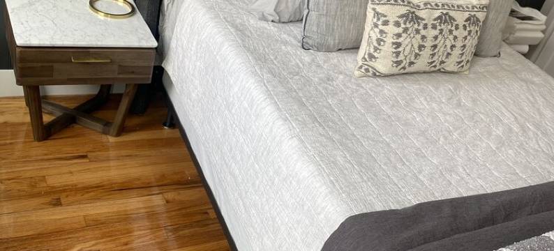 Modern Apartment located on the Square in Ord图片