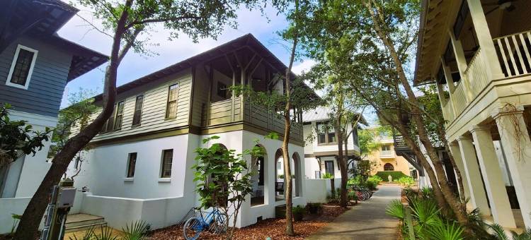 Rosemary Beach配有私人泳池四卧室海滩度假小屋(Rosemary Beach. 4BR beach cottage with private pool, in Rosemary Beach.)图片