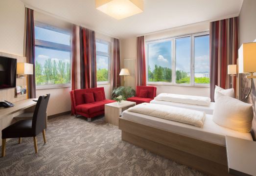 Best Western Hotel DreilaenderbrueckeHotel Overview