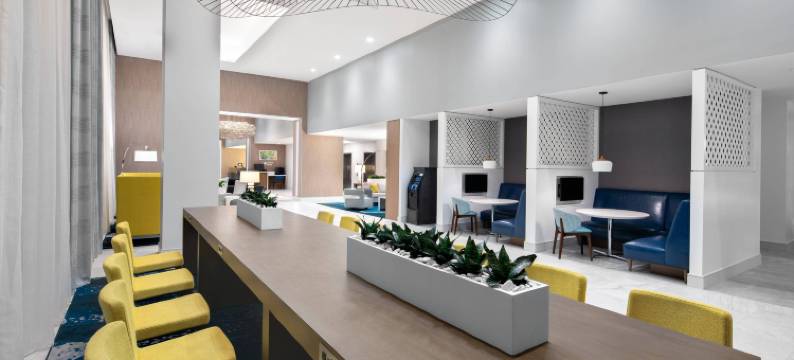 德尔雷海滩万豪万怡酒店(Courtyard Delray Beach)图片