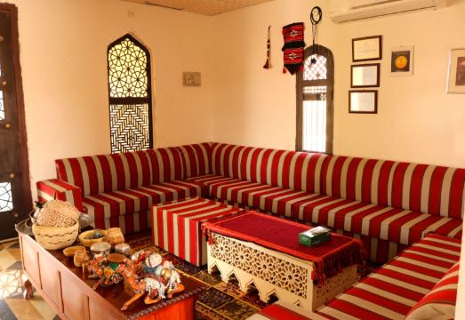 Golden Palm Oasis Royal Palm Classic SuiteHotel Overview