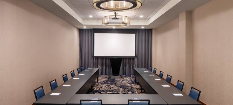 波士顿海港区欢朋酒店(Hampton Inn by Hilton Boston Seaport District)图片