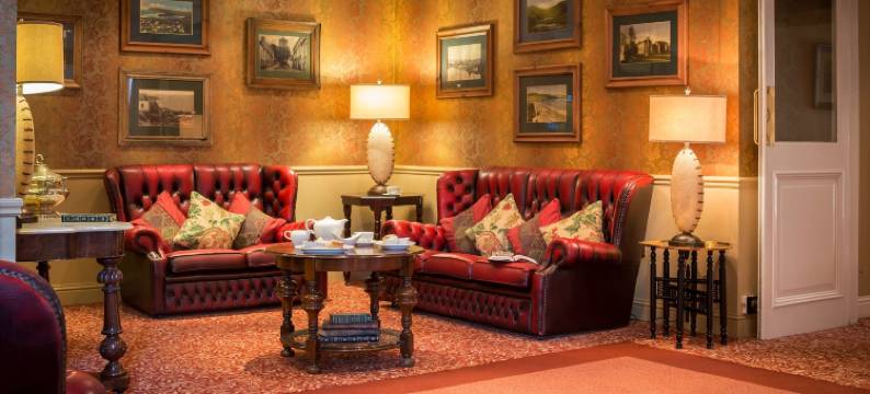 丁格尔贝纳尔斯酒店(Dingle Benners Hotel)图片