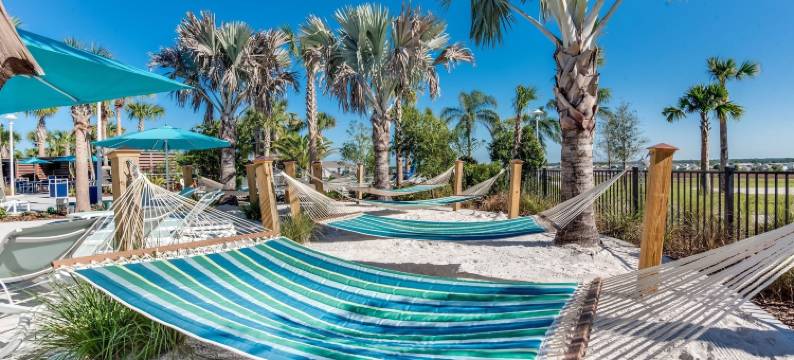 惊人的现代家庭游泳池温泉游戏房Wi101(Amazing Modern Home Pool/Spa Game Room WI101)图片