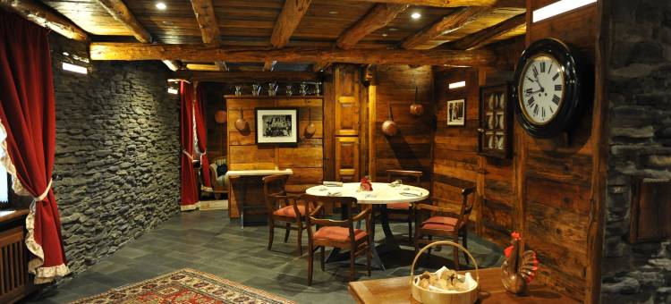 奎因森咖啡馆住宿加早餐旅馆(Café Quinson Relais de Charme)图片