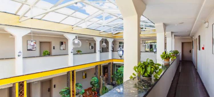 红宝石雅致酒店(乌鲁木齐天山国际机场店)图片