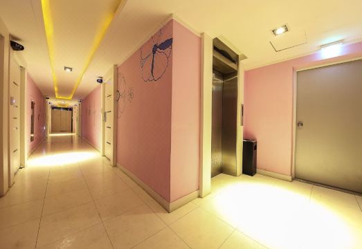 Hotel Nuri Hotel Overview