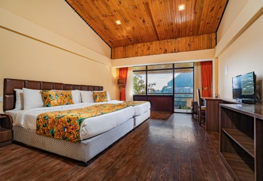 Summit Norling Resort & Spa Hotel Overview