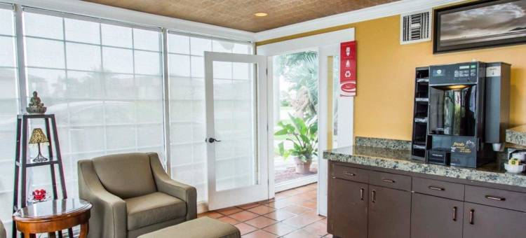 伊克诺旅馆-可可比奇海滩近海港(Econo Lodge Cocoa Beach - Near the Port)图片