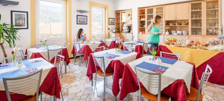 奥博尔格拉皮亚泽塔酒店(Albergo la Piazzetta)图片