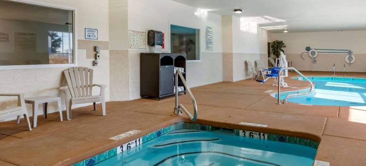 洛兹堡 I-10 舒适套房酒店(Comfort Inn & Suites Lordsburg I-10)图片