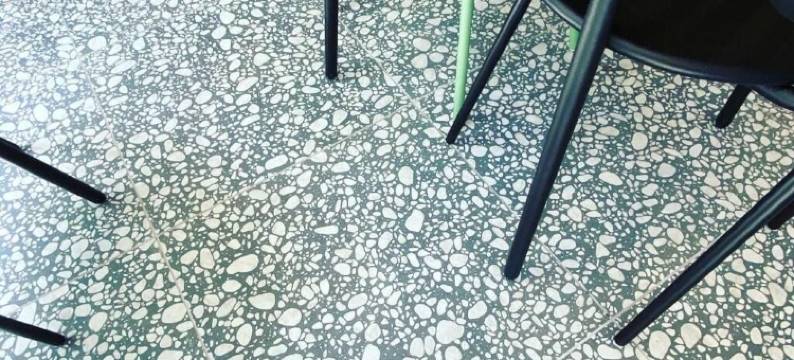 城市里的一家酒店(Un Hôtel En Ville)图片