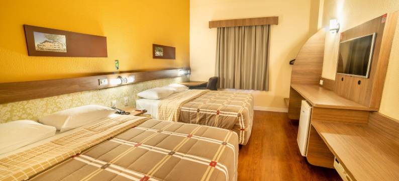 伊塔耶埃/纳维根特斯十号酒店(Hotel 10 Itajai/Navegantes)图片