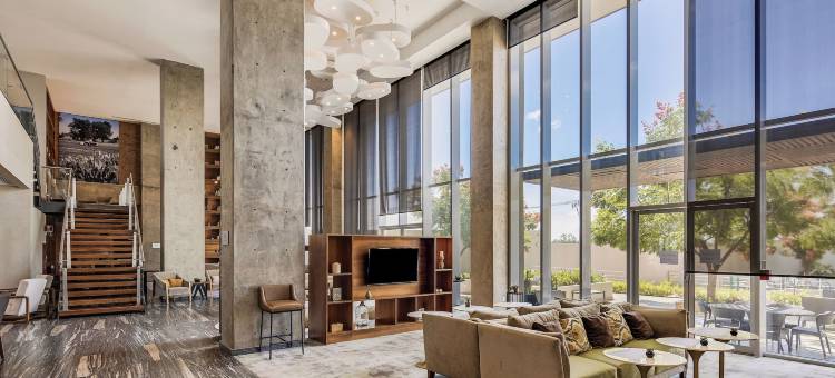 费斯塔酒店套房巴希奥机场(Fiesta Inn Suites Aeropuerto del Bajío)图片