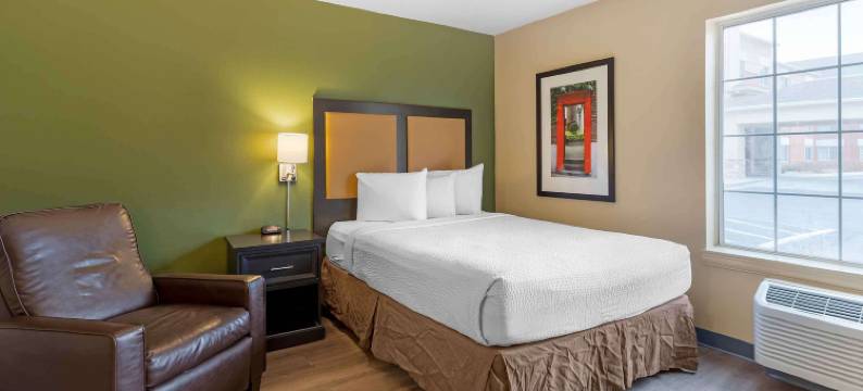 美国长住精选套房酒店 - 圣路易斯 - 机场 - 中央(Extended Stay America Select Suites - St Louis - Airport - Central)图片