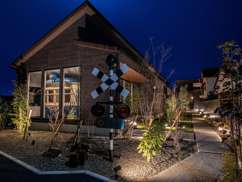 汽车波波食堂与民宿