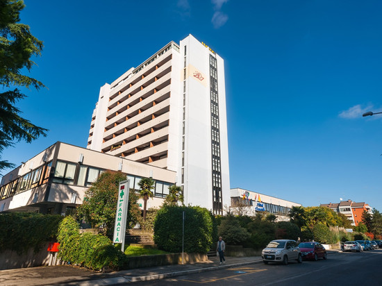 唐纳特洛伊莫纳酒店