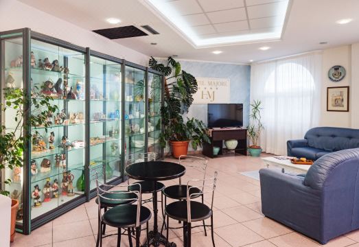 Hotel MajoreHotel Overview