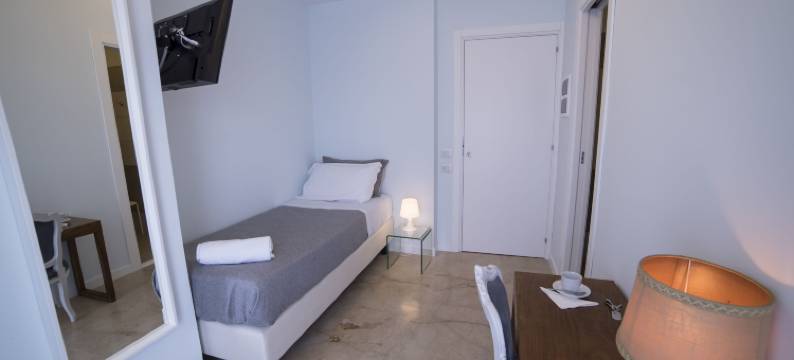 亚提科 33 号家庭旅馆(B&B Attico 33)图片