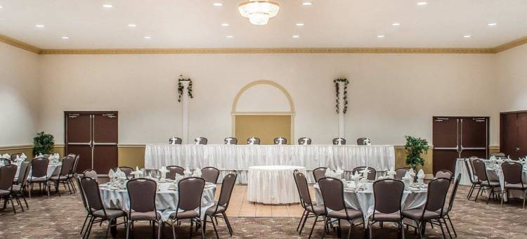 品质酒店 - 尼亚加拉瀑布大道(Quality Inn - Niagara Falls Blvd)图片