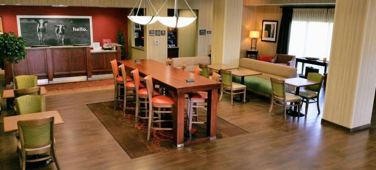 希尔顿欢朋酒店-托马(Hampton Inn Tomah)图片