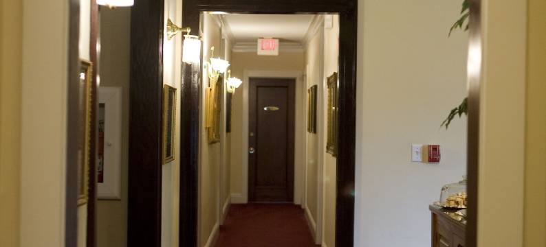 丽城餐厅酒店(The Belvedere Inn & Restaurant)图片