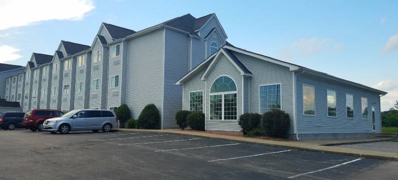 伦敦温德姆麦客达套房酒店(Microtel Inn & Suites by Wyndham London)图片