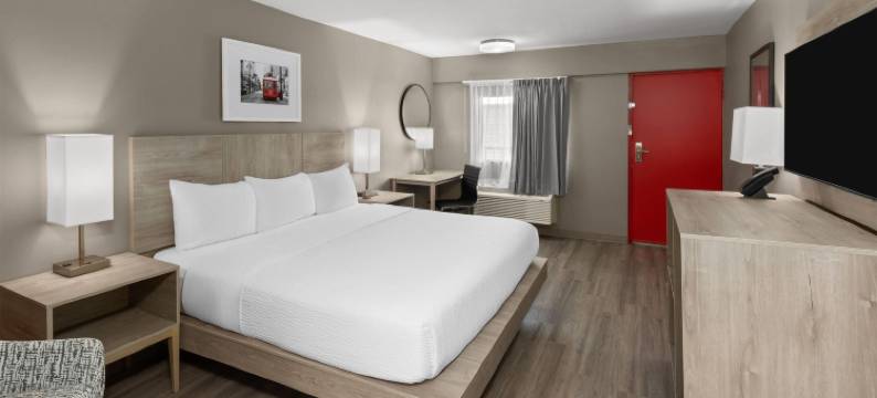 肯纳华美达酒店/新奥尔良机场南(Ramada by Wyndham Kenner/New Orleans Airport South)图片