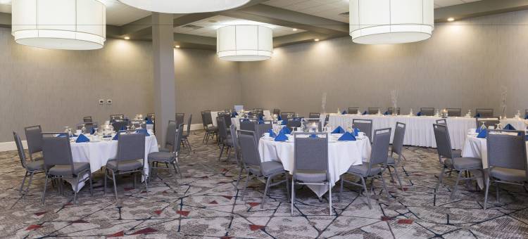 Sonesta Hotel Grand Rapids Airport图片