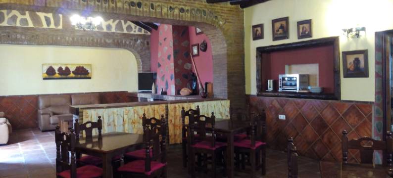 拉斯布伊特尔拉斯旅馆酒店(Hotel Restaurante Las Buitreras)图片