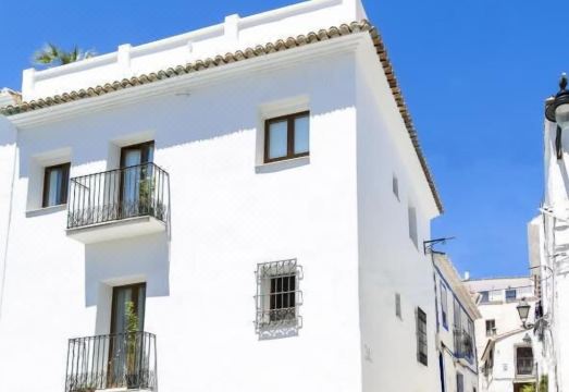Moona Hostal Altea Hotel Overview