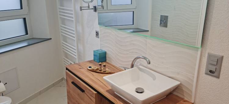 由LNA运营的LA FACTORY(La Factory by Lna)图片