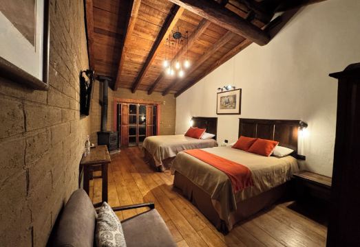 Hotel la Casa de Maty Hotel Overview