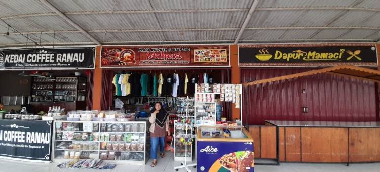 OYO民宿 91248 Banding Agung Danau Ranau村观光(OYO Homes 91248 Desa Wisata Banding Agung Danau Ranau)图片