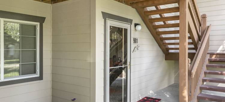 901疯狂马圈2卧室公寓由RedAwning(901 Crazy Horse Circle Condo)图片