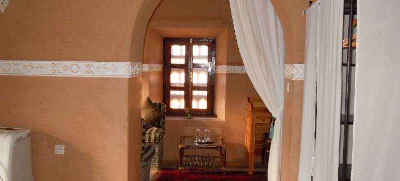 艾特奥马尔古堡酒店(Kasbah Hotel Ait Omar)图片