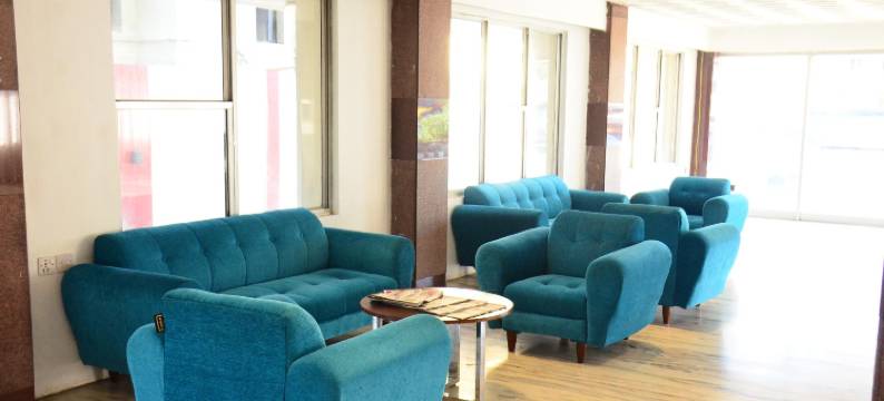 位于奈杜普拉姆的1卧室公寓-500平方米|带1个独立浴室(Nachiappa Palaniappa Grand Inn)图片