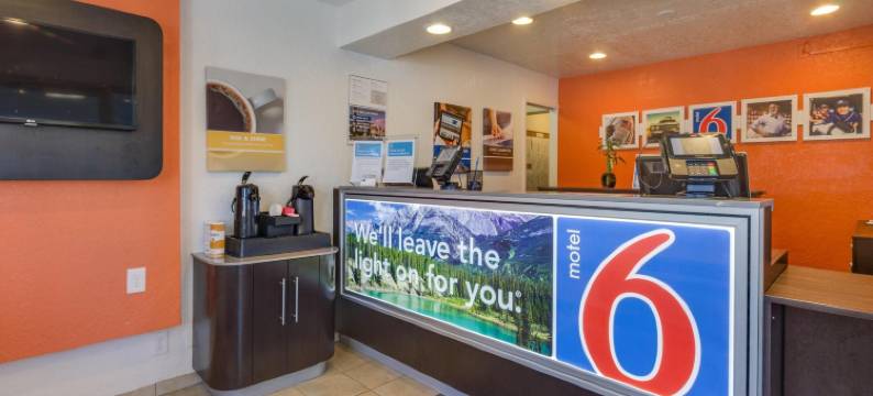 丹佛莱克伍德 6 号汽车旅馆(Motel 6 - Lakewood, CO)(Motel 6 Lakewood, CO - Denver)图片