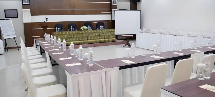 维萨塔巴鲁酒店(Hotel Wisata Baru)图片